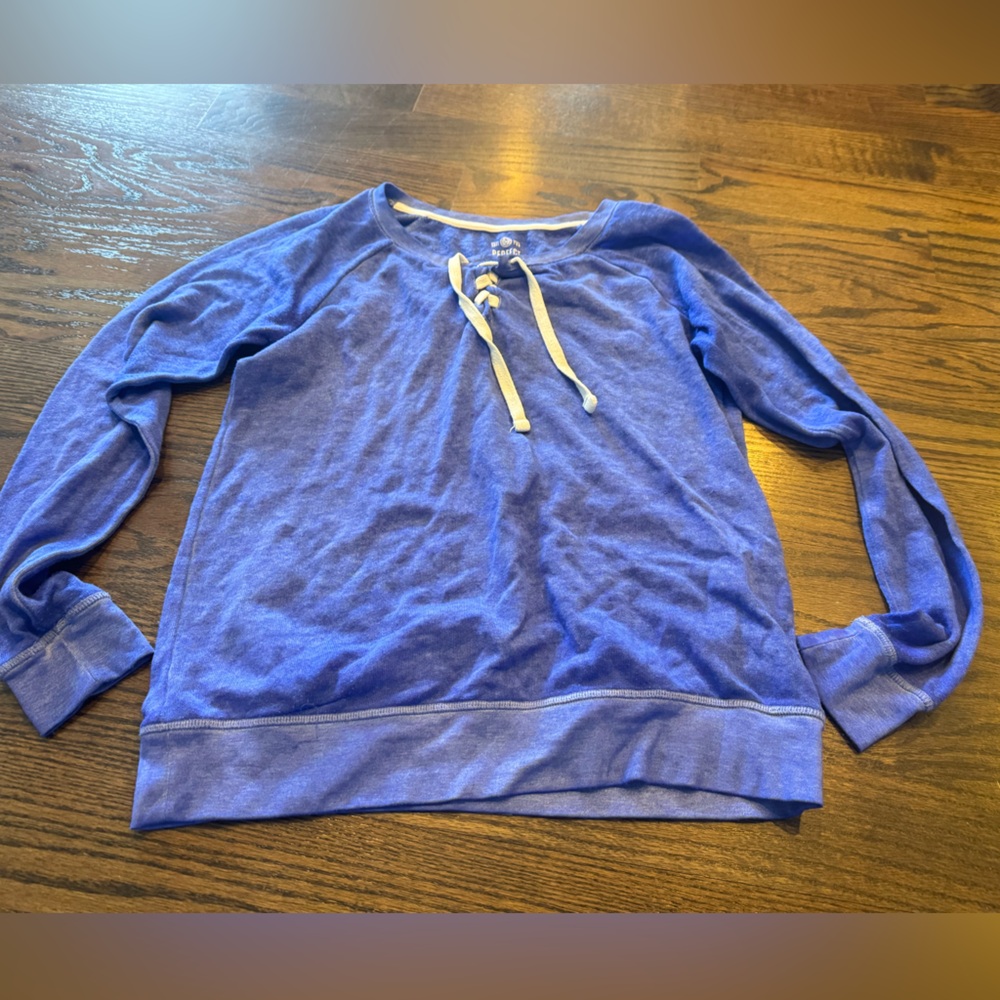 SO Perfect Crew Women's Blue Pullover